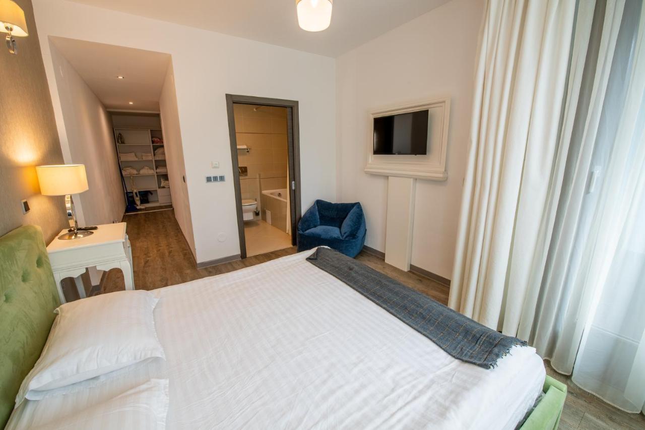 פויאנה ברשוב Luxapartment מראה חיצוני תמונה